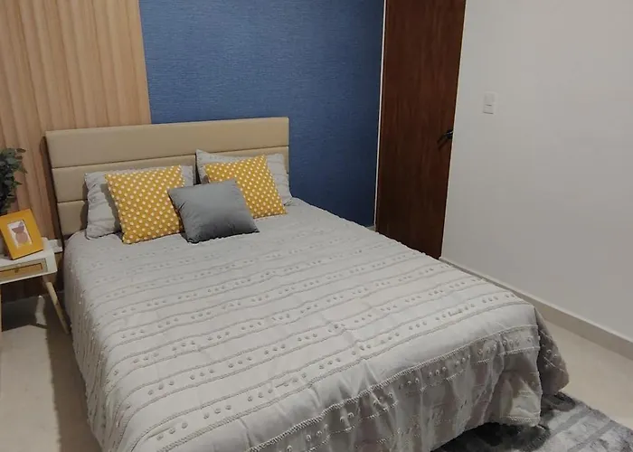 Luxury Accommodation, Including A Tour To The Famous Arch Apartment *